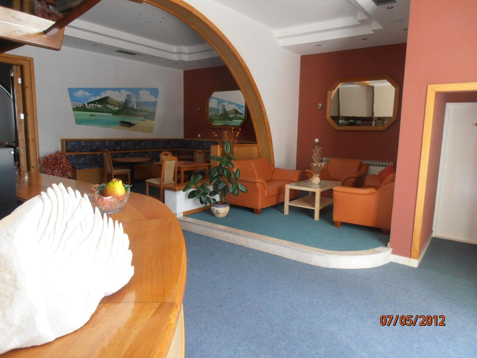 Hotel Metkovic Exterior photo